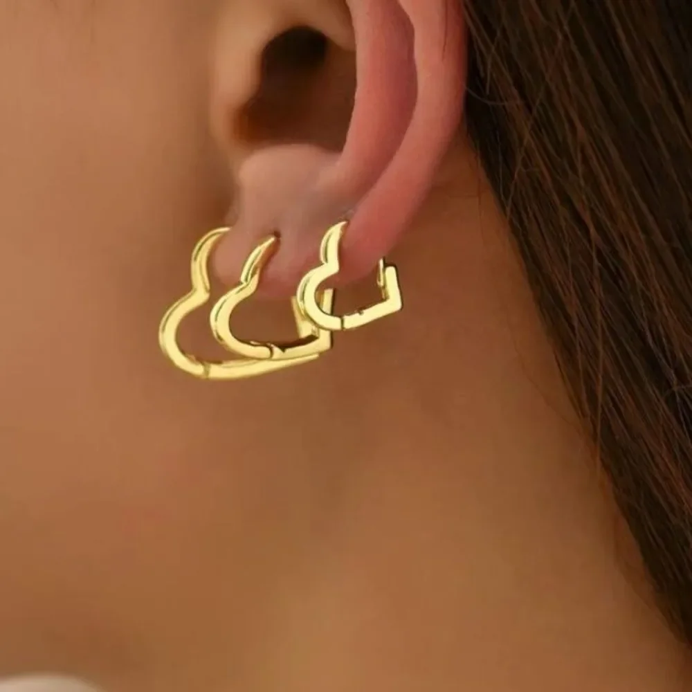 3for$20 3pcs/set Heart Design Hoop Earrings